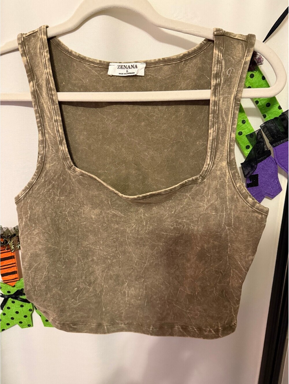NWOT Zenana Top in Mocha Size Small